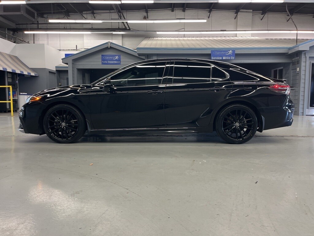 2021 Toyota Camry XSE V6 photo 4