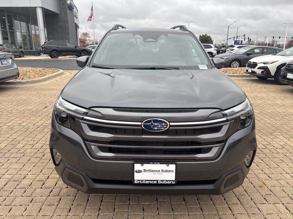 2025 Subaru Forester Limited photo 2