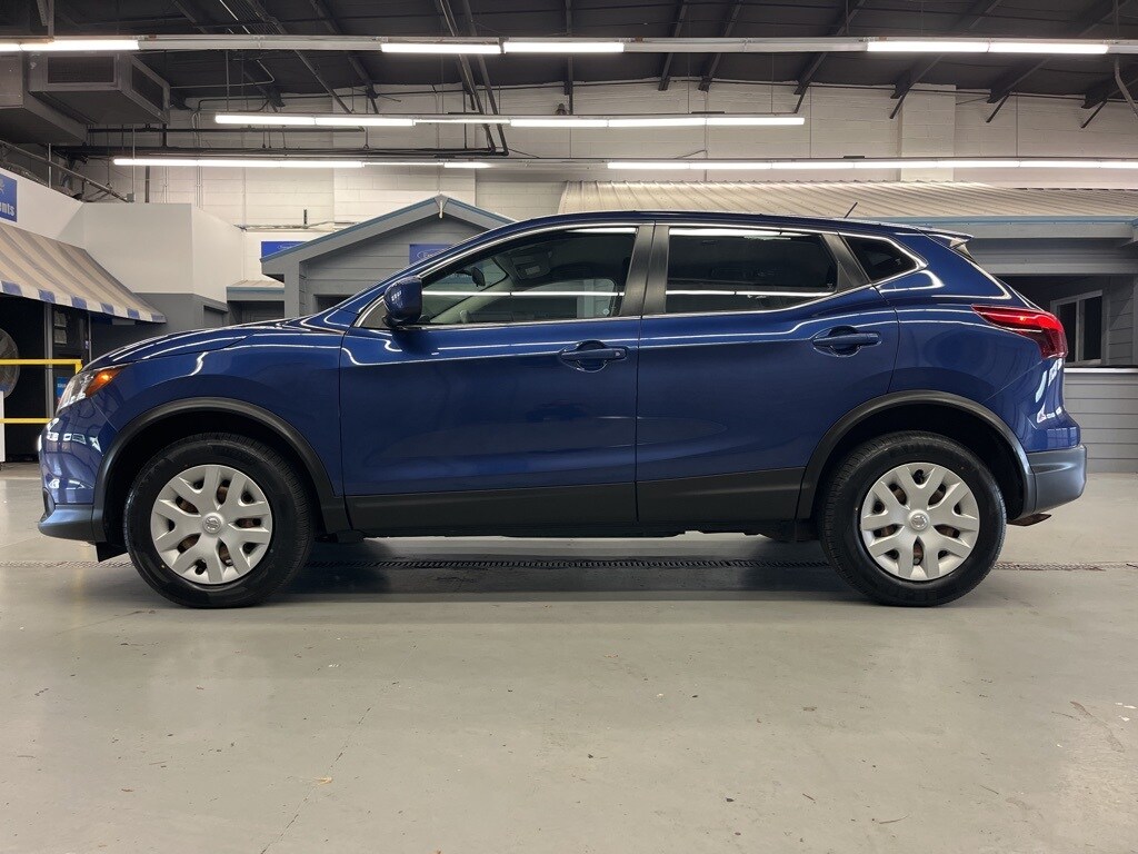 2018 Nissan Rogue Sport S photo 4