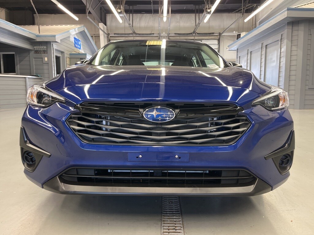 2025 Subaru Impreza Base photo 2