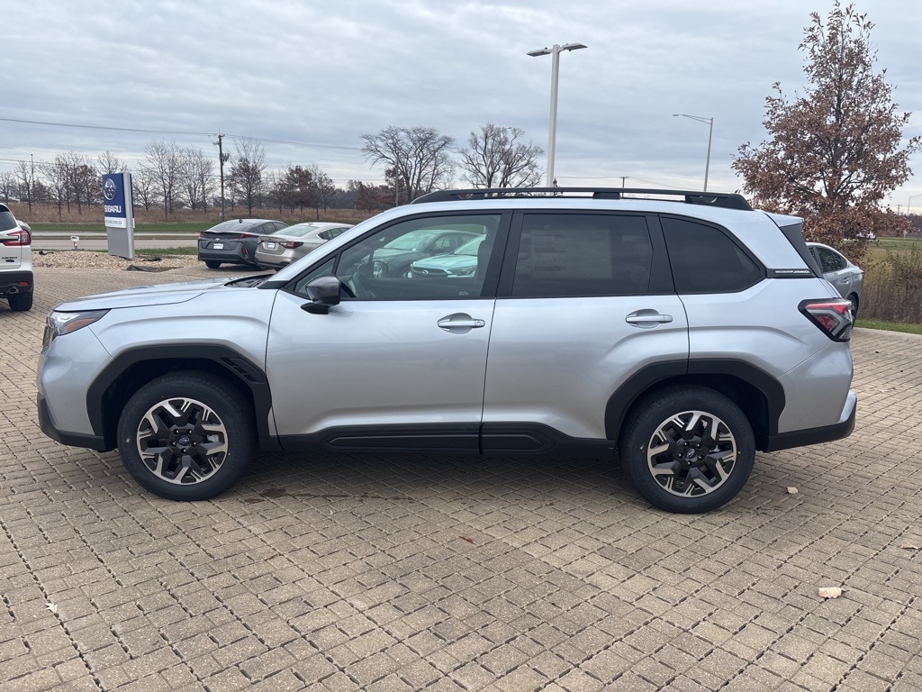 2026 Subaru Forester Premium photo 4