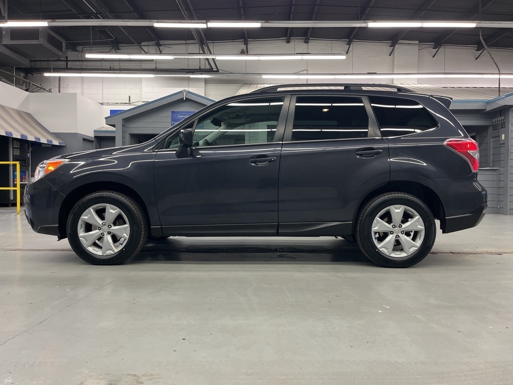 2016 Subaru Forester 2.5i Limited photo 4