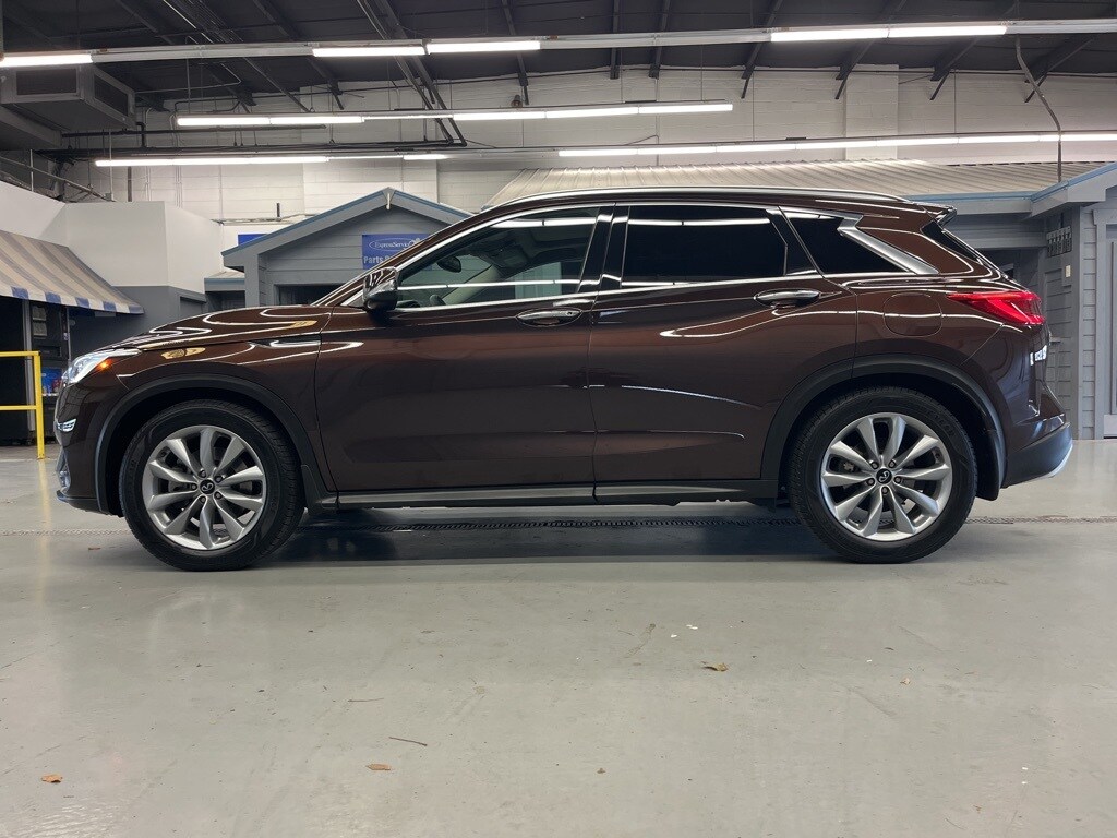 2020 Infiniti QX50 Luxe photo 4
