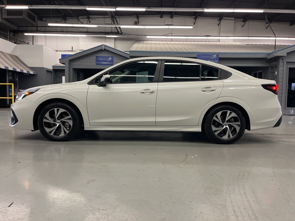 2025 Subaru Legacy Premium photo 4