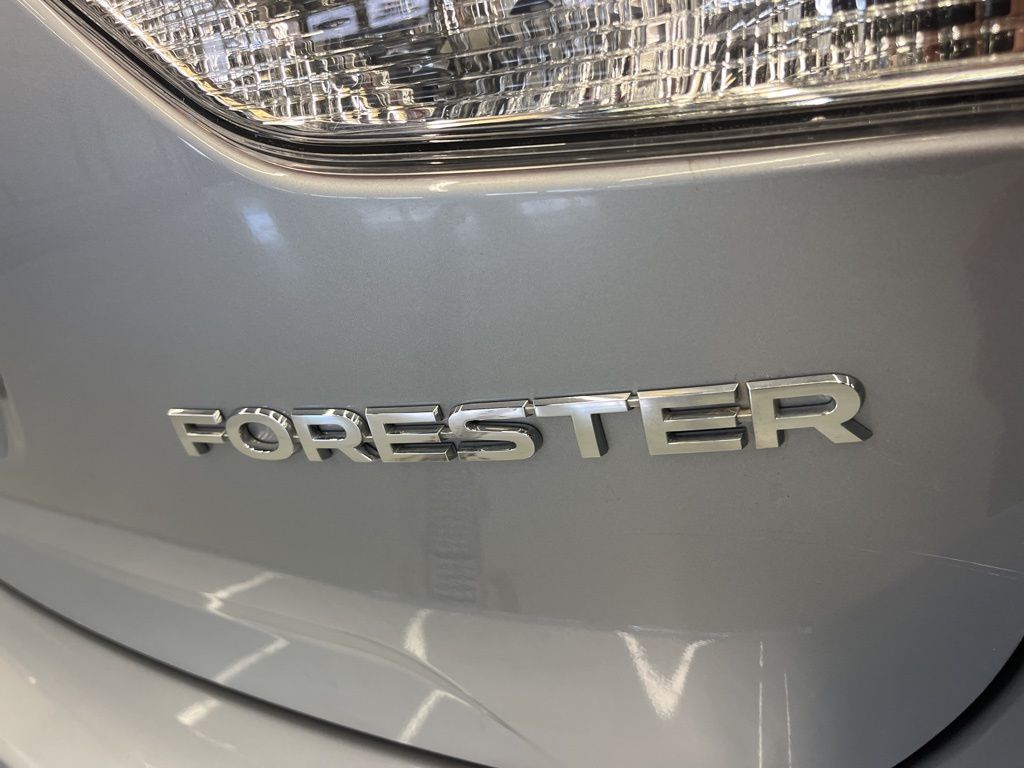 2024 Subaru Forester Limited - Photo 40