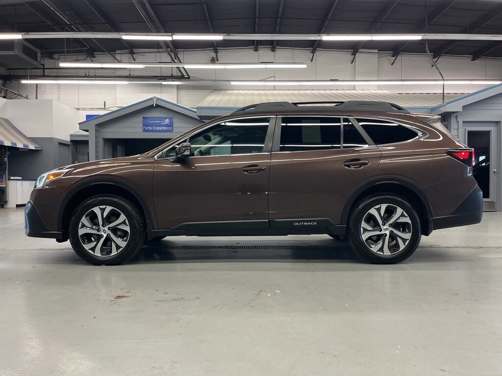2020 Subaru Outback Limited photo 4