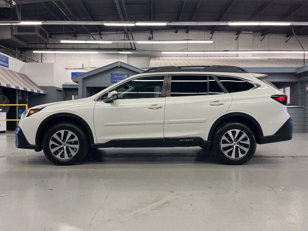 2020 Subaru Outback Premium photo 4