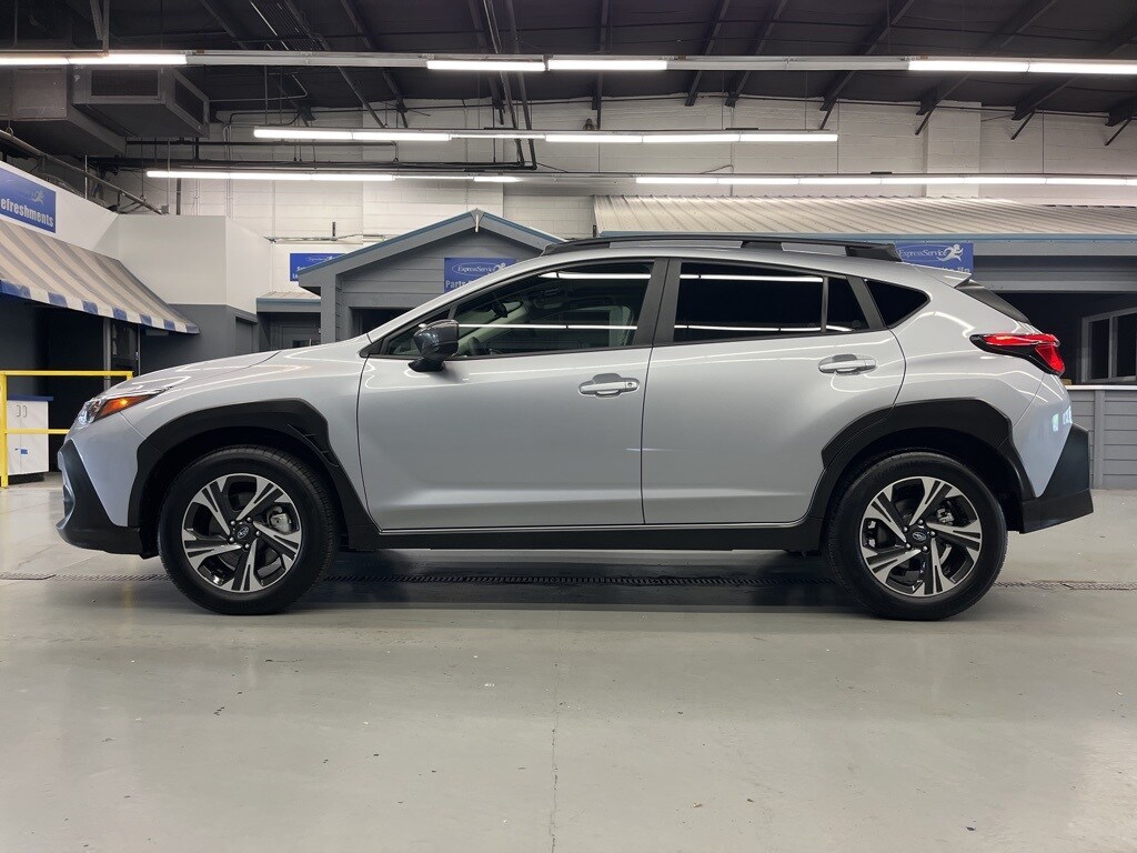 2024 Subaru Crosstrek Premium photo 3