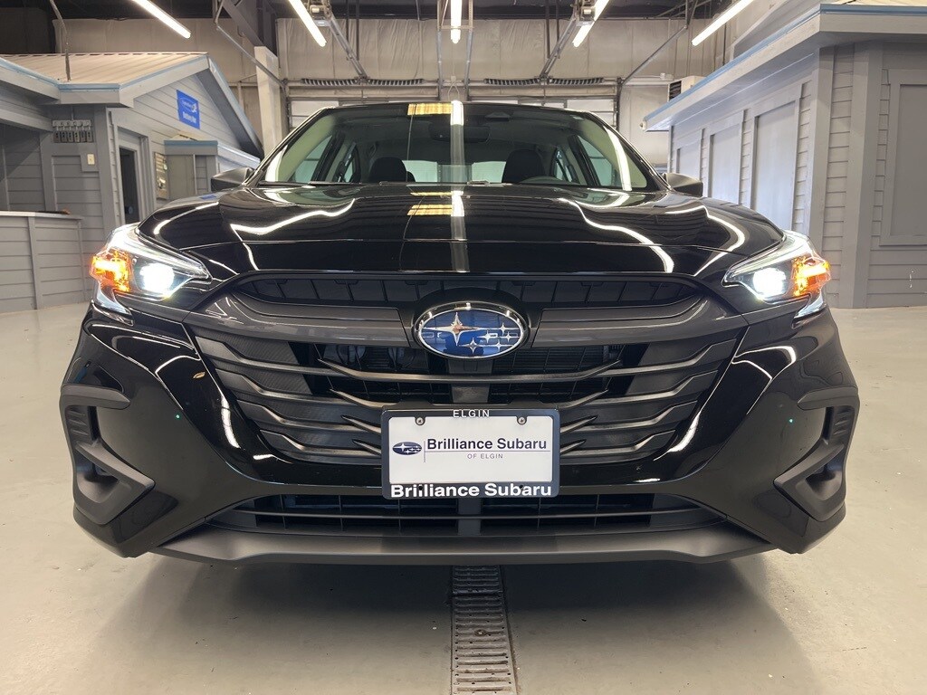 2025 Subaru Legacy Base photo 2