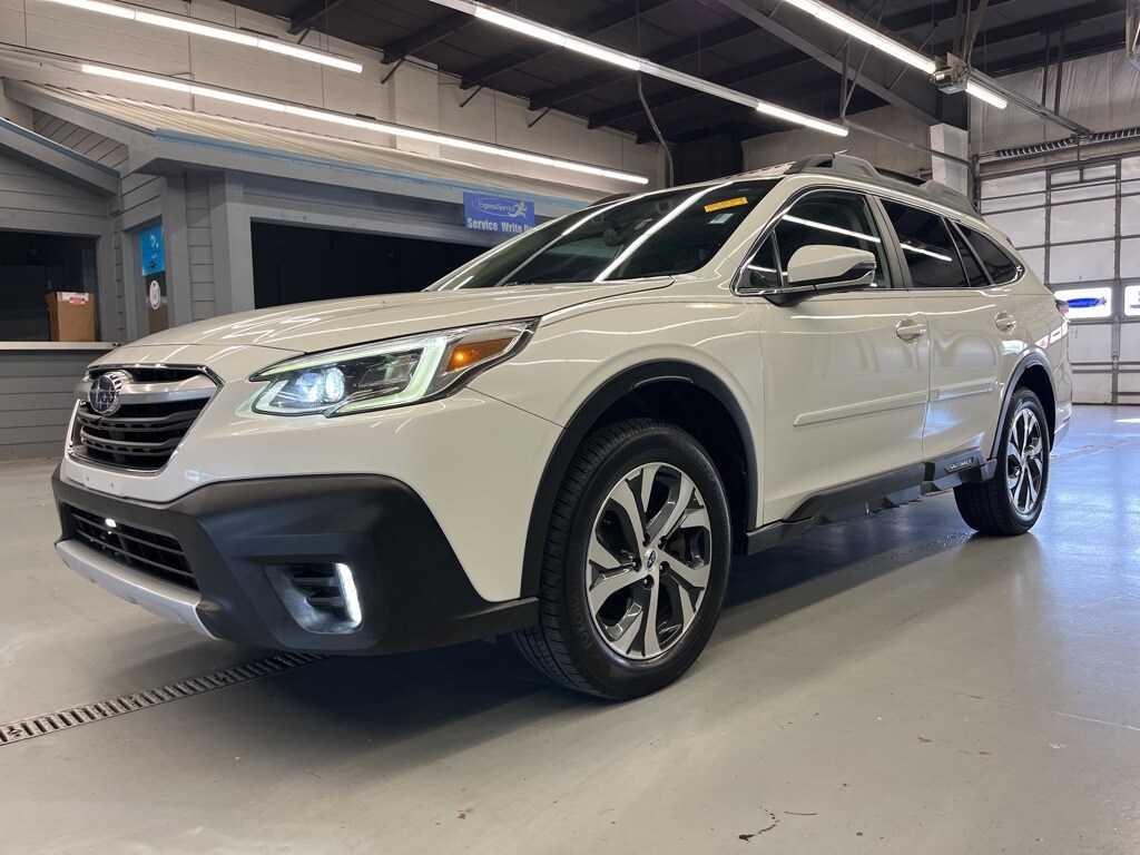 2021 Subaru Outback Limited XT photo 3