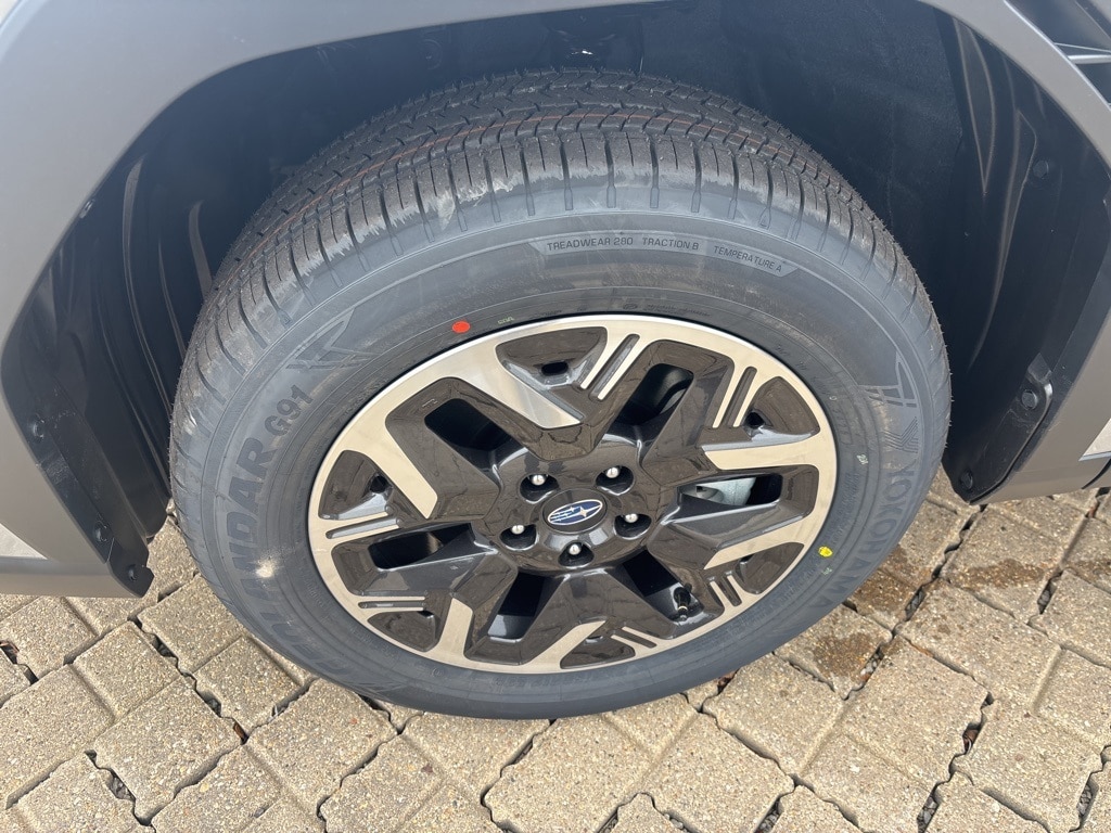 2026 Subaru Forester Premium photo 2