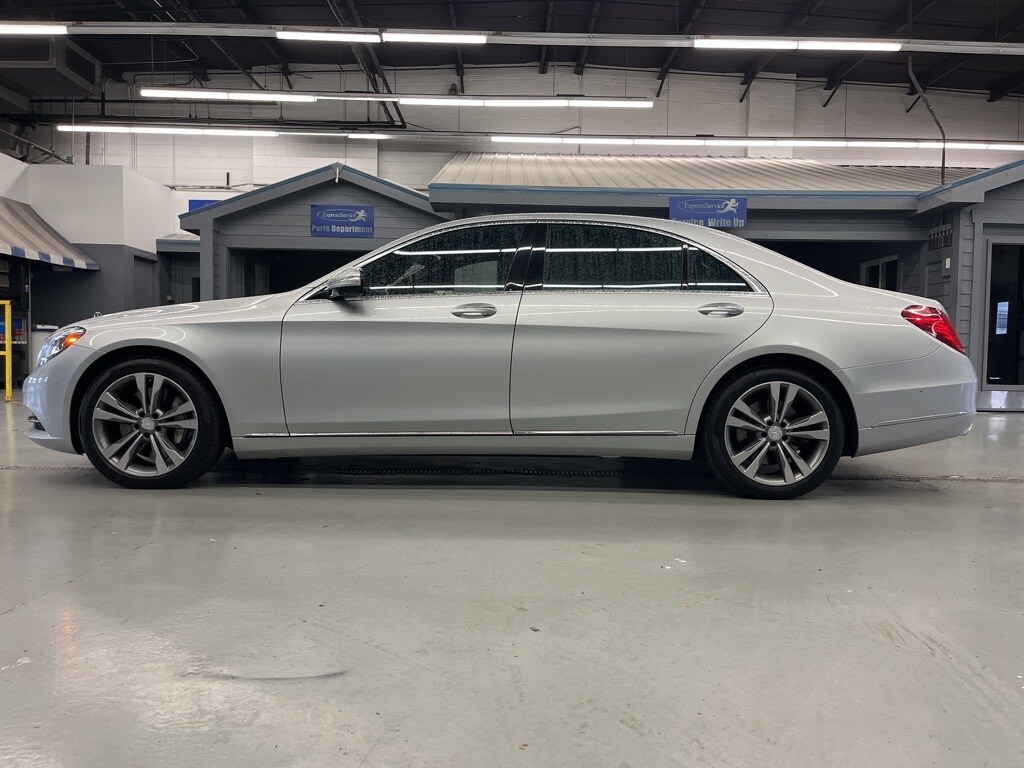 2016 Mercedes Benz S 550 4MATIC photo 4