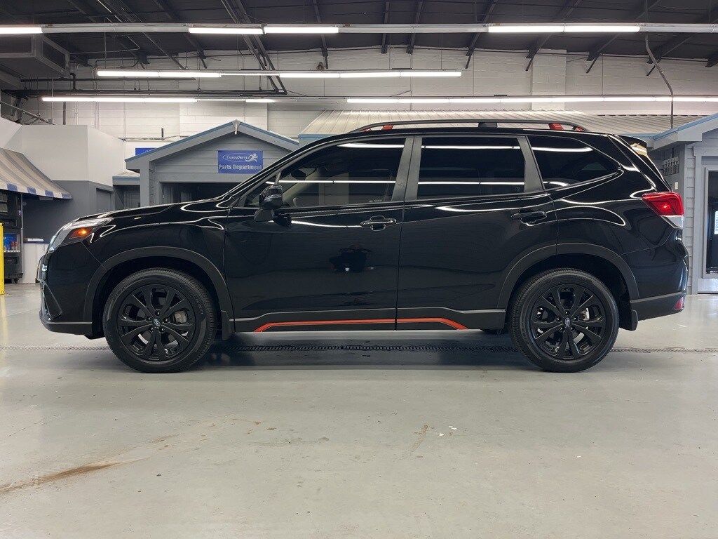 2023 Subaru Forester Sport photo 4