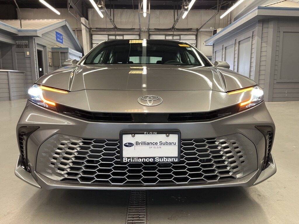 2025 Toyota Camry XSE photo 2