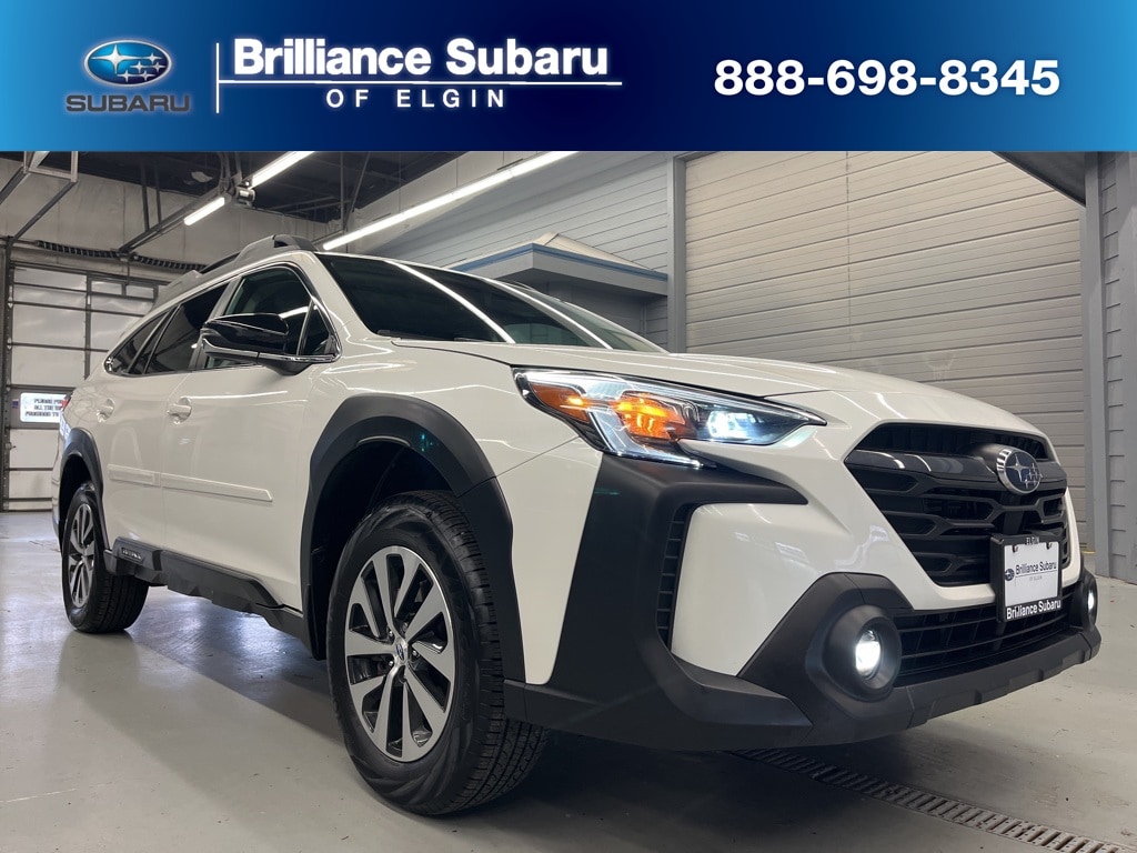 2025 Subaru Outback Premium's photo