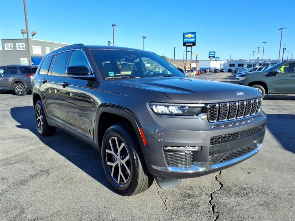 2024 Jeep Grand Cherokee L Limited's photo