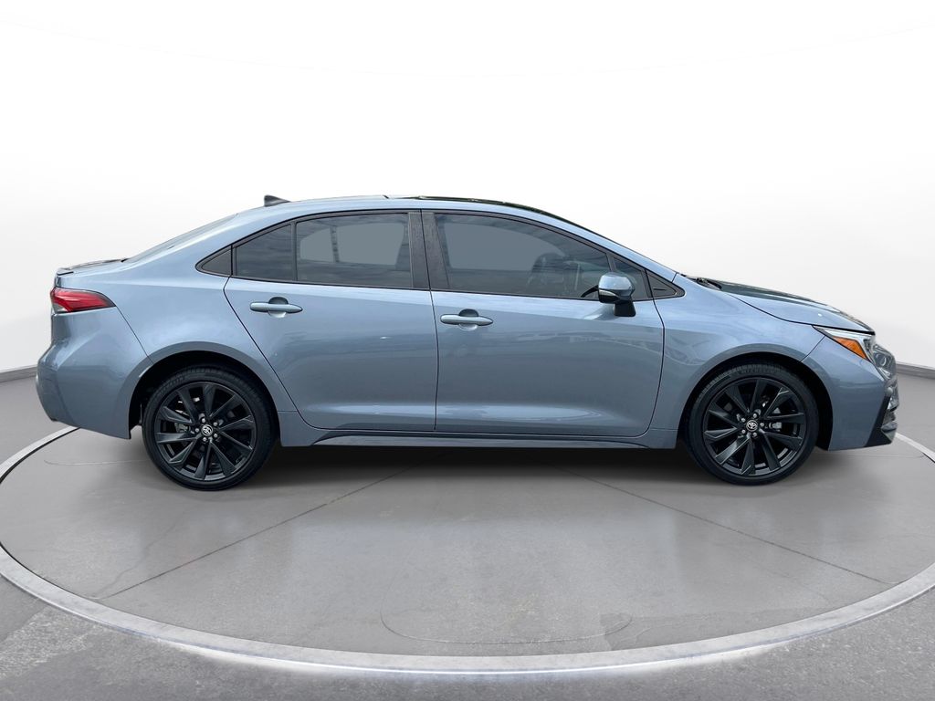 2024 Toyota Corolla XSE - Photo 3