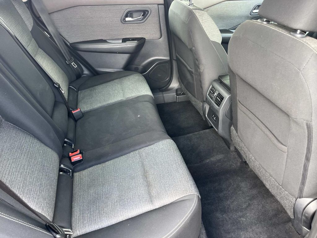 2022 Nissan Rogue SV - Photo 20