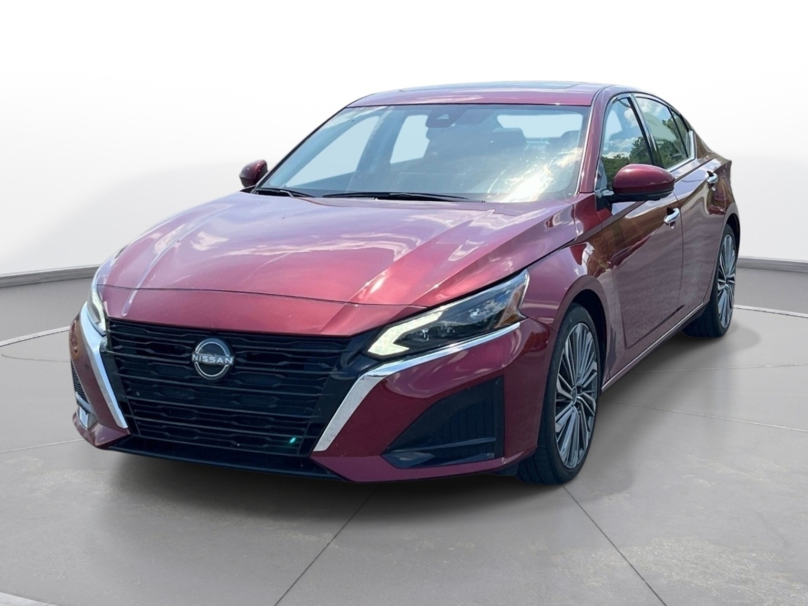 2024 Nissan Altima SL - Photo 9