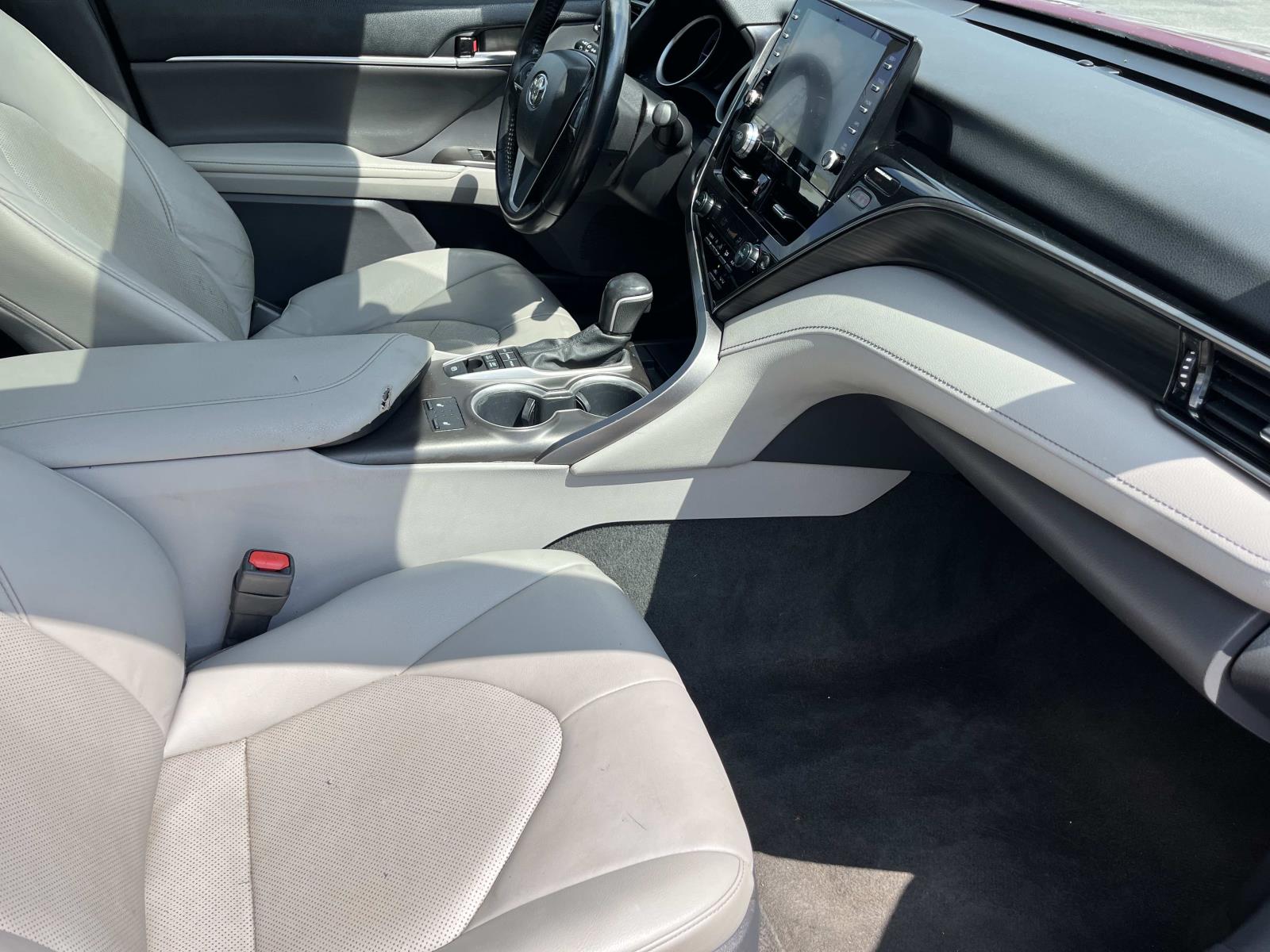 2022 Toyota Camry XLE - Photo 23
