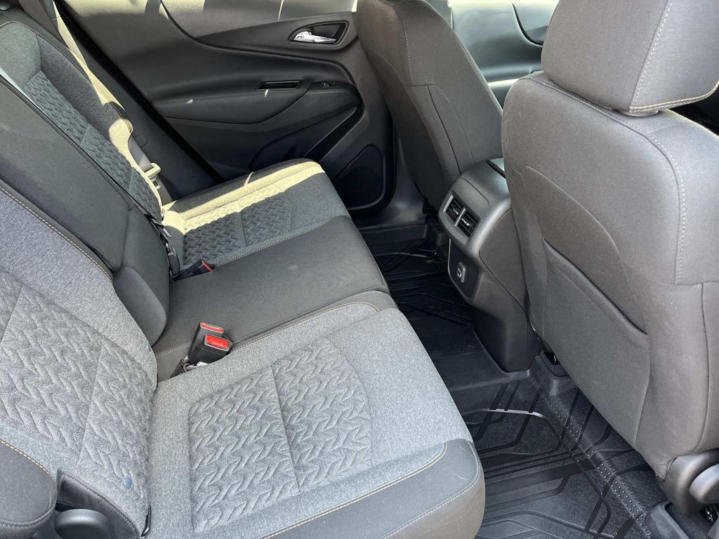 2023 Chevrolet Equinox LT - Photo 21