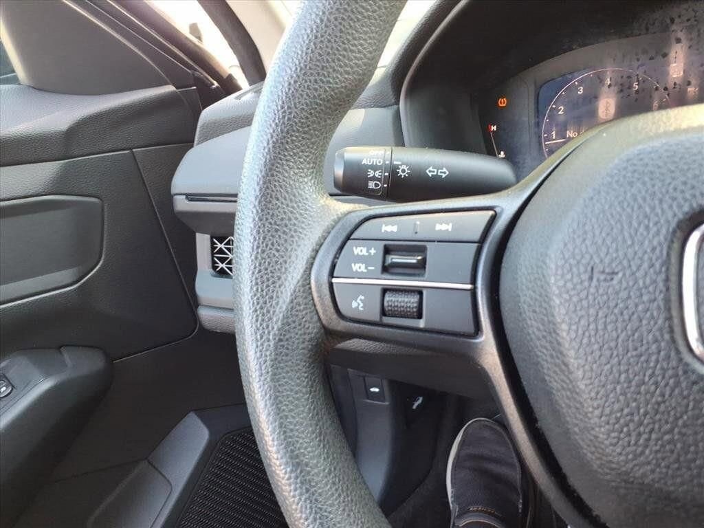 2023 Honda Accord LX - Photo 20