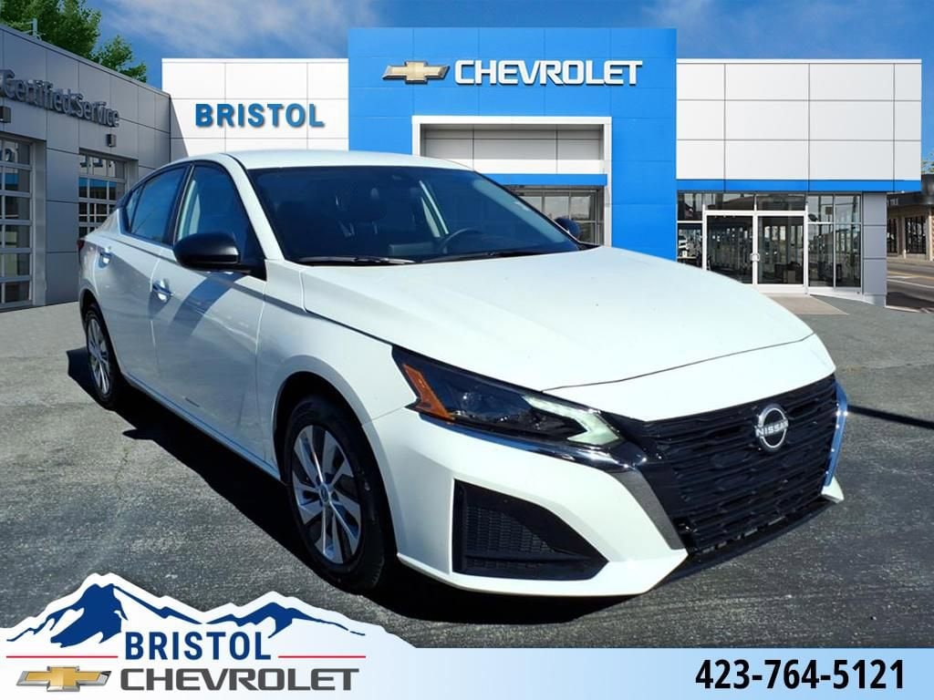 2025 Nissan Altima S