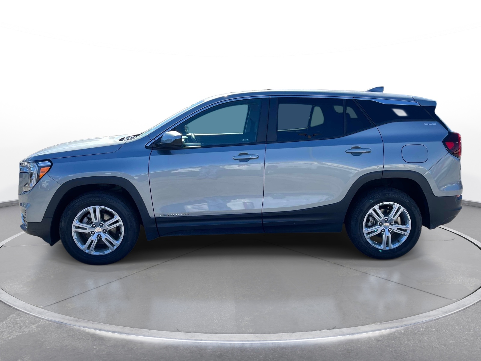 2024 GMC Terrain SLE - Photo 8