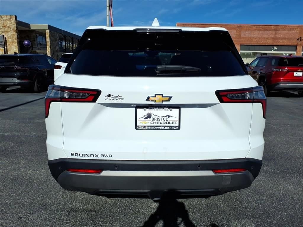 New 2026 Chevrolet Equinox LT SUV