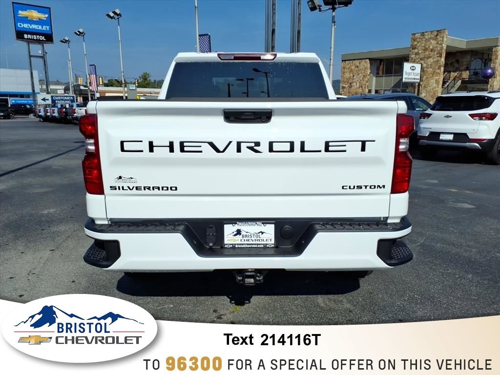 2026 Chevrolet Silverado 1500 Custom photo 3