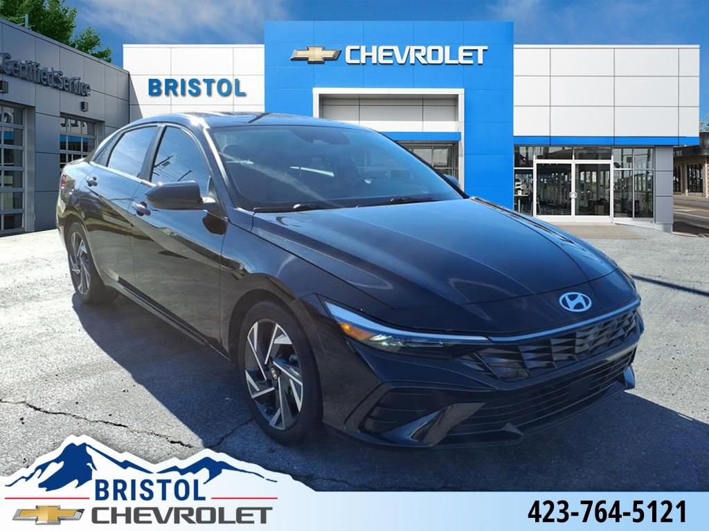 2024 Hyundai Elantra SEL