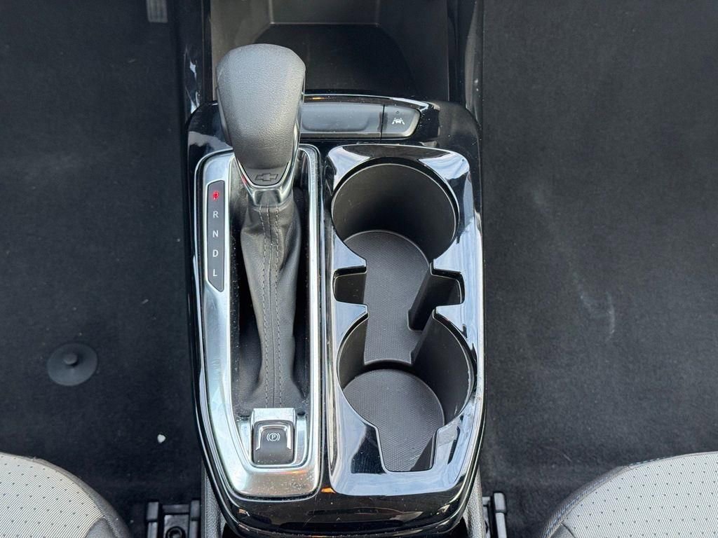 2025 Chevrolet Trax LT - Photo 14