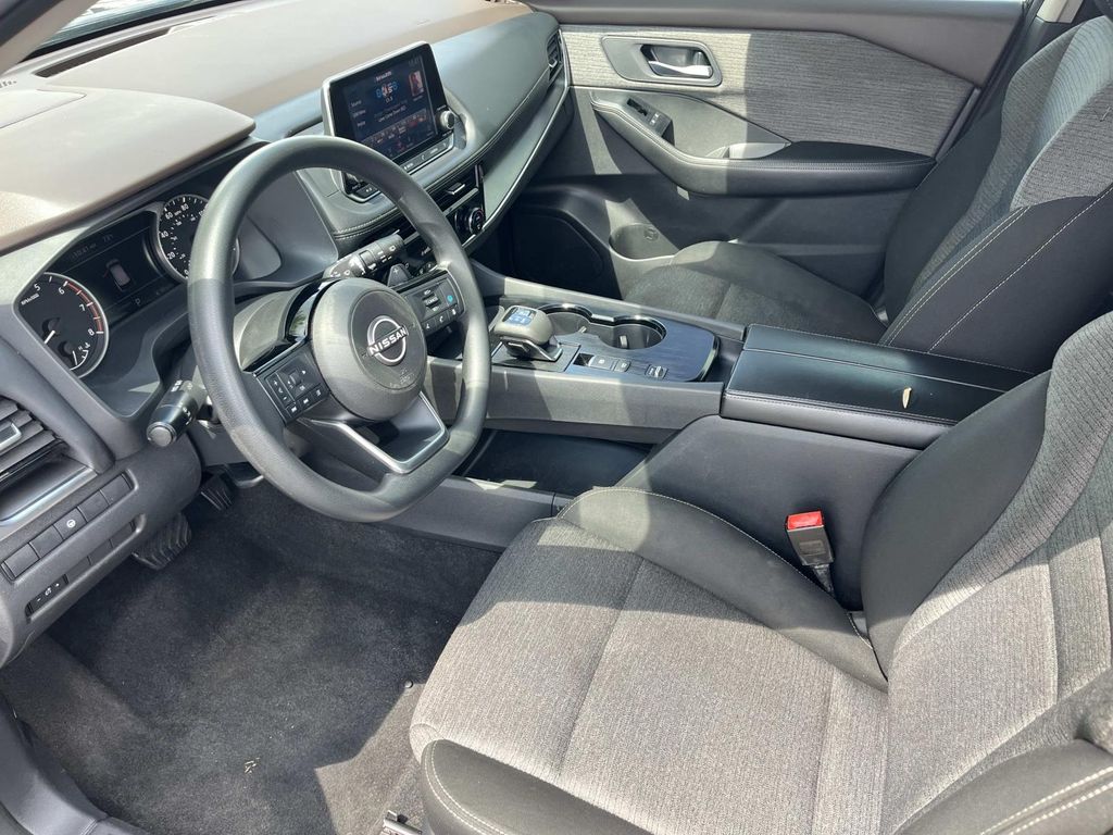 2022 Nissan Rogue SV - Photo 25