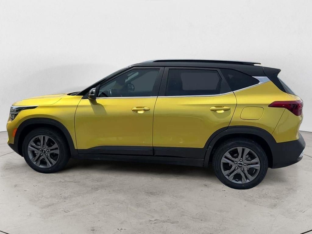 2023 Kia Seltos S - Photo 14