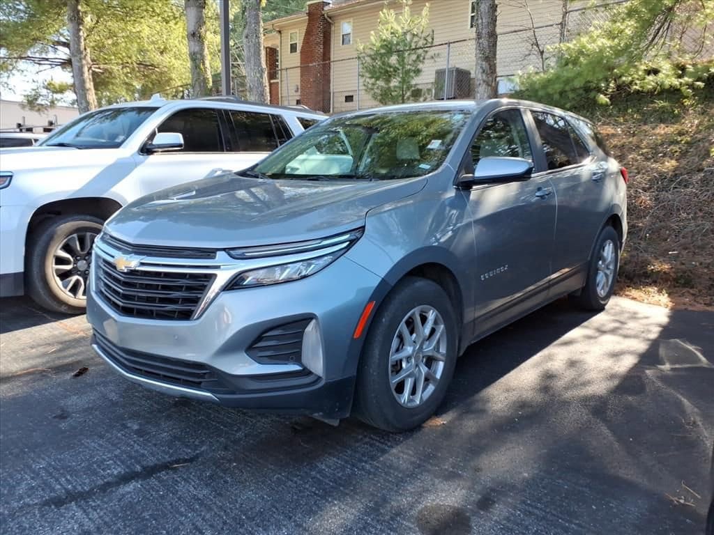 2024 Chevrolet Equinox LT's photo