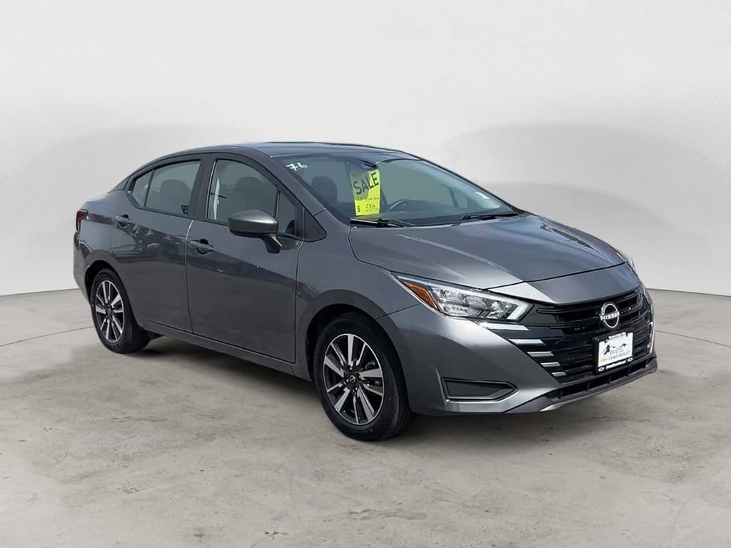 2025 Nissan Versa 1.6 SV CVT's photo
