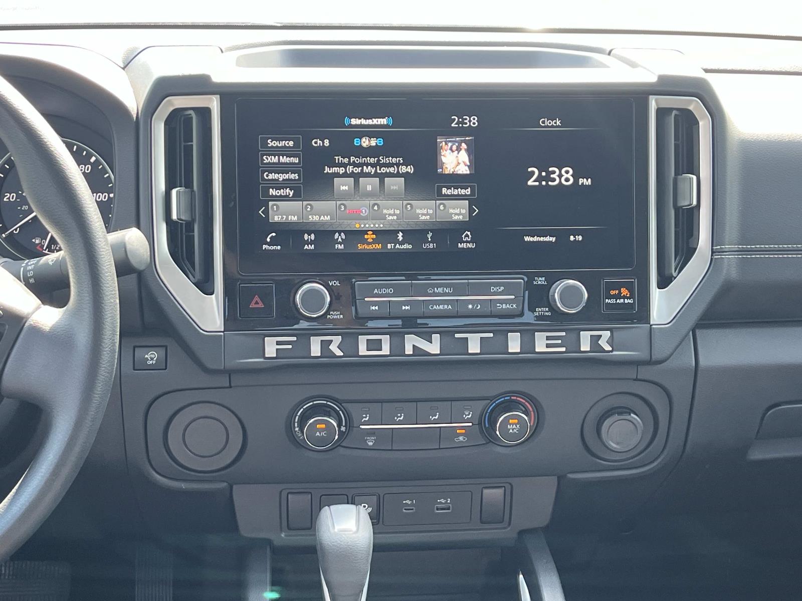 2025 Nissan Frontier SV - Photo 17