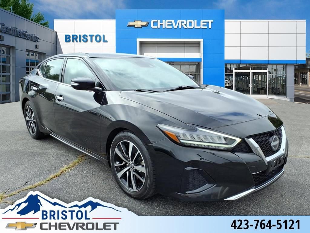 Used 2023 Nissan Maxima SV Sedan