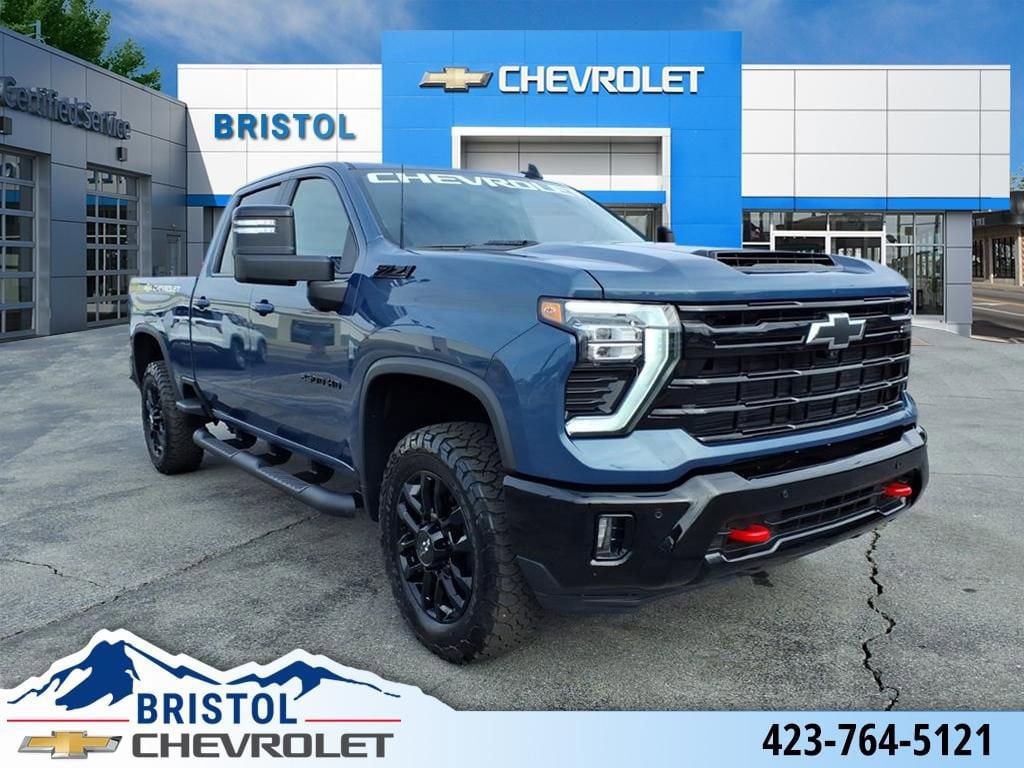 2025 Chevrolet Silverado 2500HD LT's photo