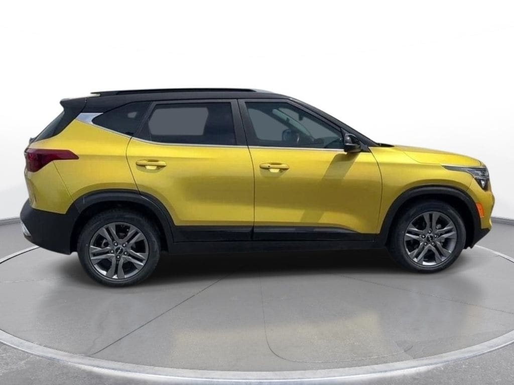 2023 Kia Seltos S - Photo 7