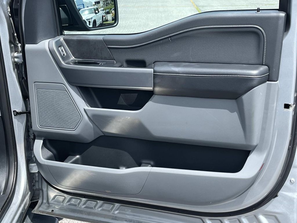 2025 Ford F-150 XLT - Photo 21