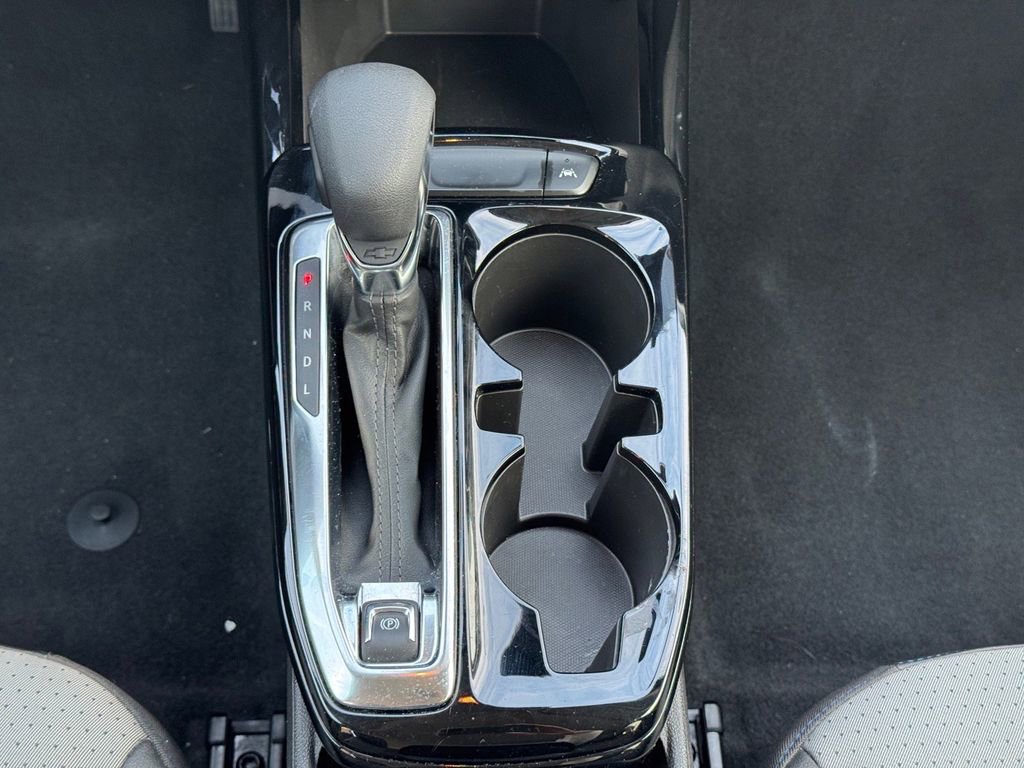 2025 Chevrolet Trax LT - Photo 24
