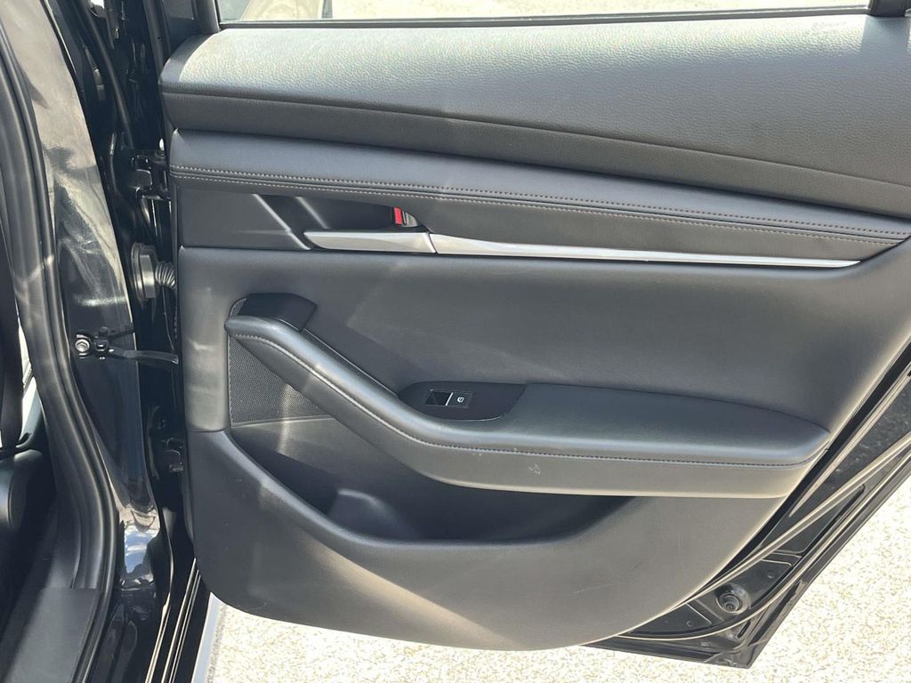 2025 Mazda Mazda3 Select Sport - Photo 19