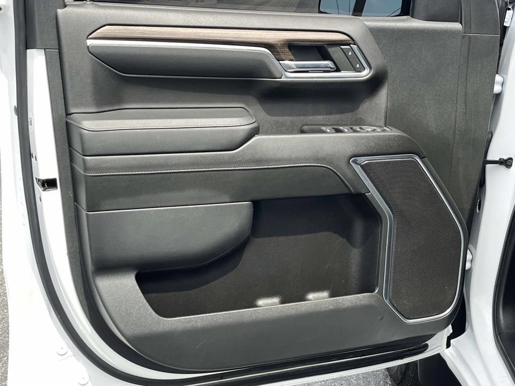 2024 Chevrolet Silverado 1500 RST - Photo 24
