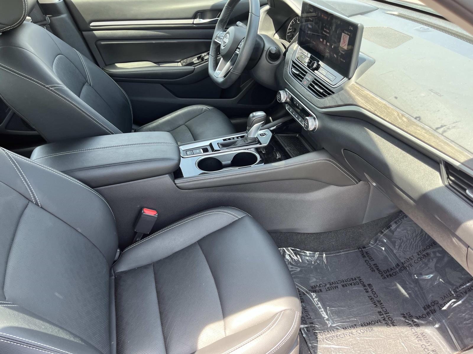 2024 Nissan Altima SL - Photo 22