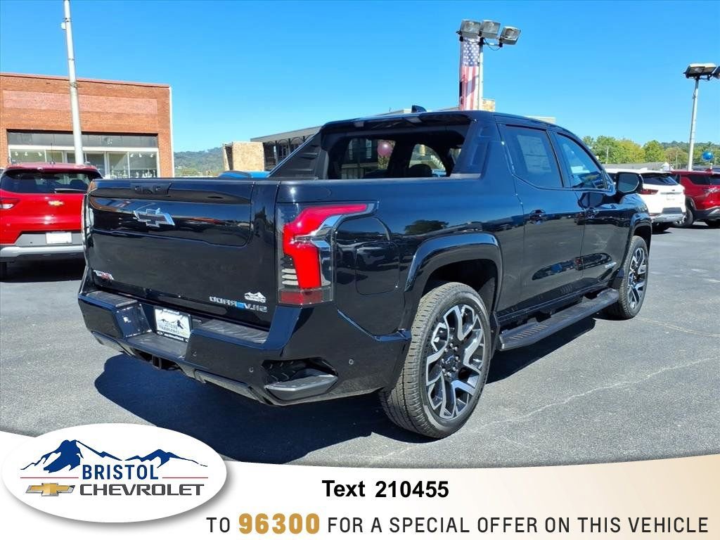 2025 Chevrolet Silverado EV RST - Photo 6
