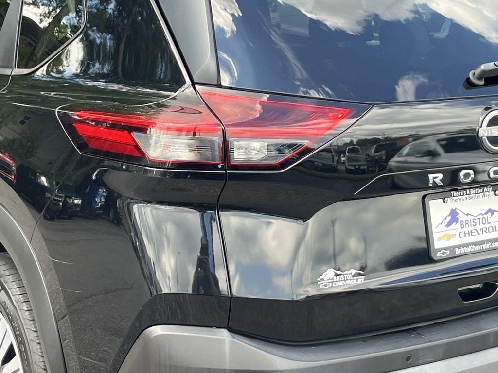 2022 Nissan Rogue SV - Photo 6