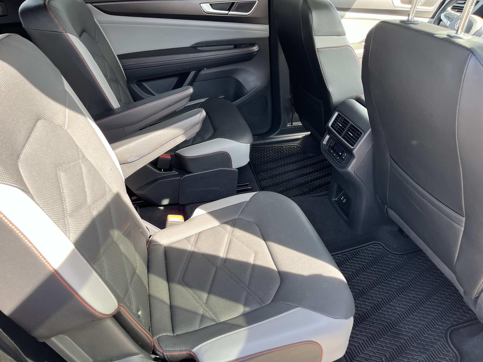 2024 Volkswagen Atlas Atlas Peak Edition - Photo 23