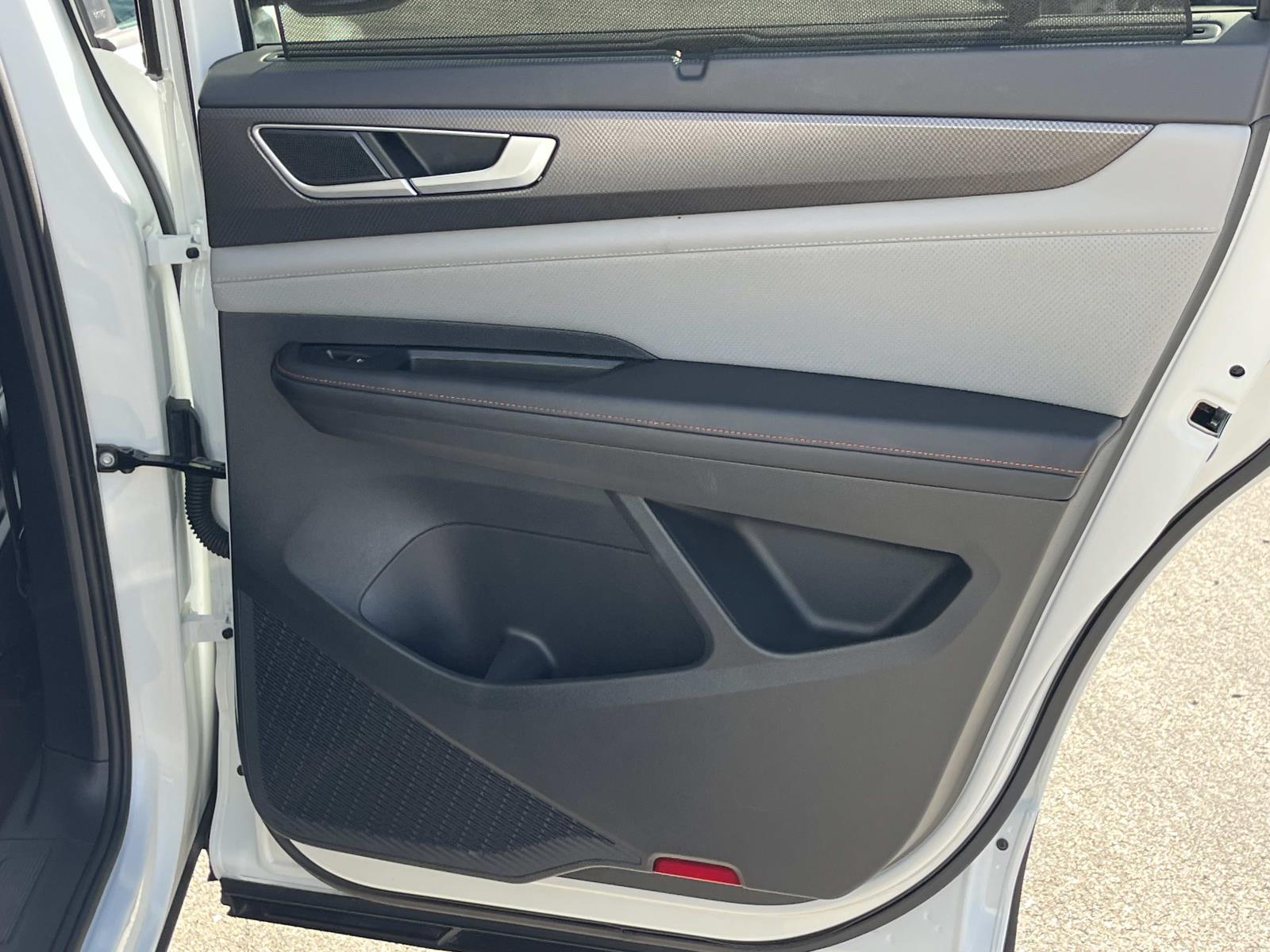 2024 Volkswagen Atlas Atlas Peak Edition - Photo 22