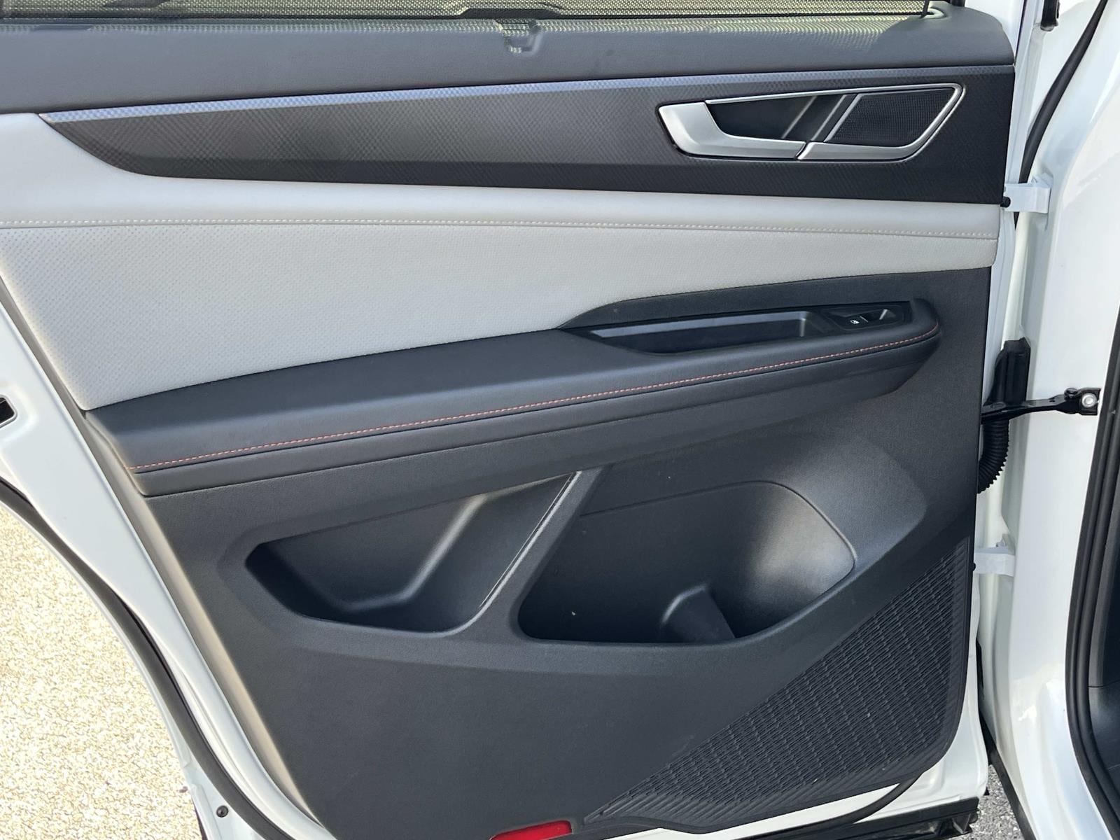 2024 Volkswagen Atlas Atlas Peak Edition - Photo 17